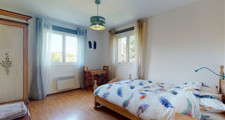 Jolie villa jumelle de 5,5 pièces au calme à Epalinges image 9