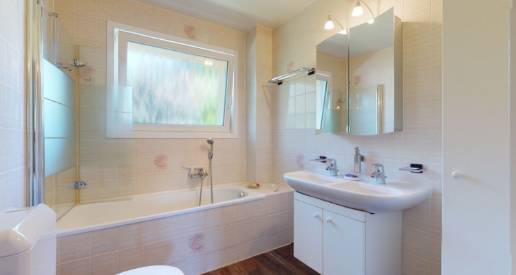 Jolie villa jumelle de 5,5 pièces au calme à Epalinges image 12