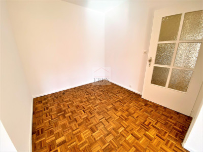 Charmant appartement 3,5p avec garage-box à 2 pas du centre ville de Sierre image 3