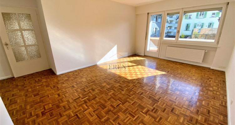 Charmant appartement 3,5p avec garage-box à 2 pas du centre ville de Sierre image 4