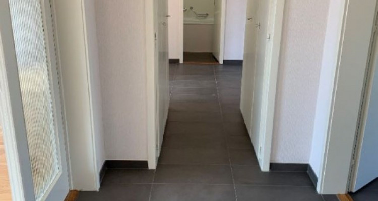 Appartement de 3 pièces au 1er étage - Av. de France 24 à Lausanne image 1