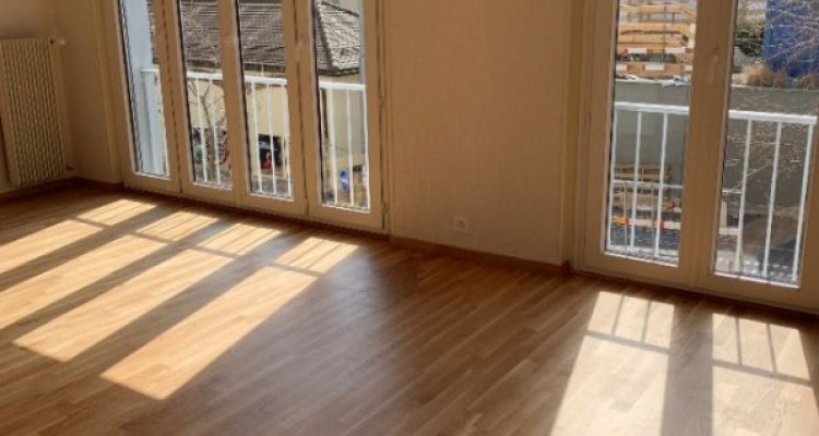 Appartement de 3 pièces au 1er étage - Av. de France 24 à Lausanne image 2