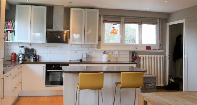 En exclusivité belle villa individuelle à Prangins image 3