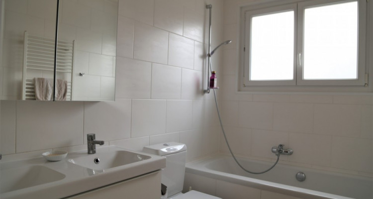 En exclusivité belle villa individuelle à Prangins image 6