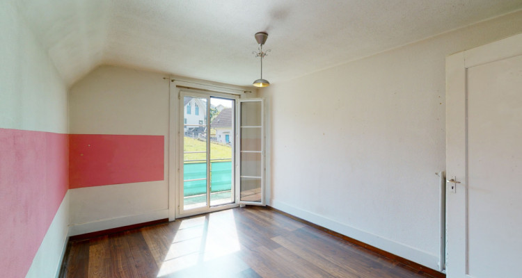 Freistehendes, charmantes Einfamilienhaus mit grossem Garten image 11