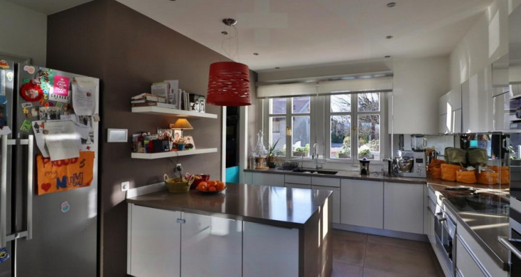 Superbe maison avec piscine, Idéal famille image 4