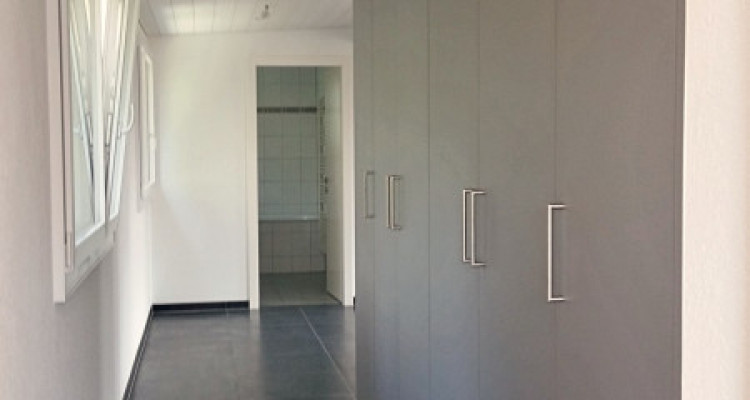 Superbe appartement de 3,5 pièces / Nouveau image 4