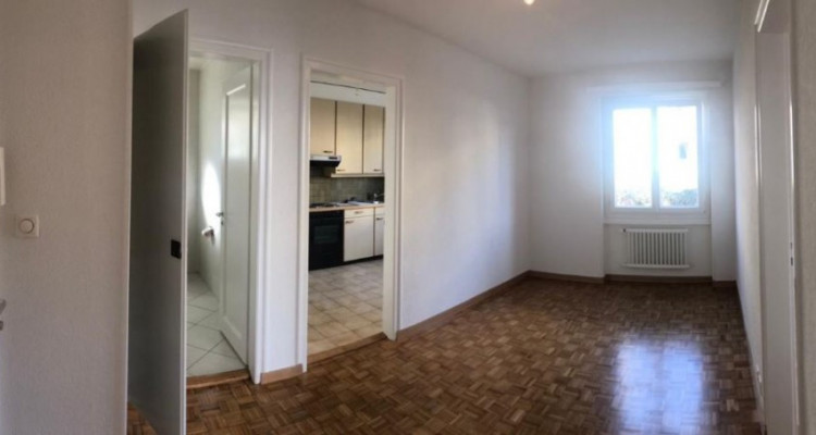 Appartement de 2 1/2 pièces au rez-sup. - Rte de Vevey 33 à Pully  image 1