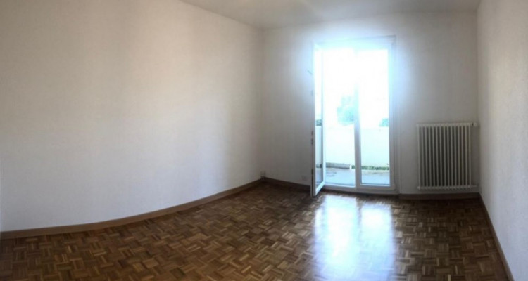 Appartement de 2 1/2 pièces au rez-sup. - Rte de Vevey 33 à Pully  image 2