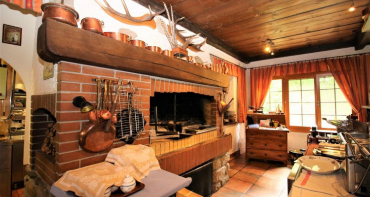 Exceptionnel immeuble à Assens image 3