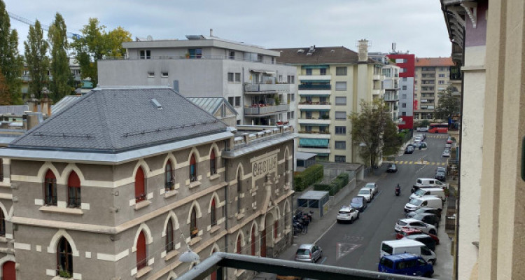 Superbe 3 pièces à Grand-pré avec deux balcons image 8