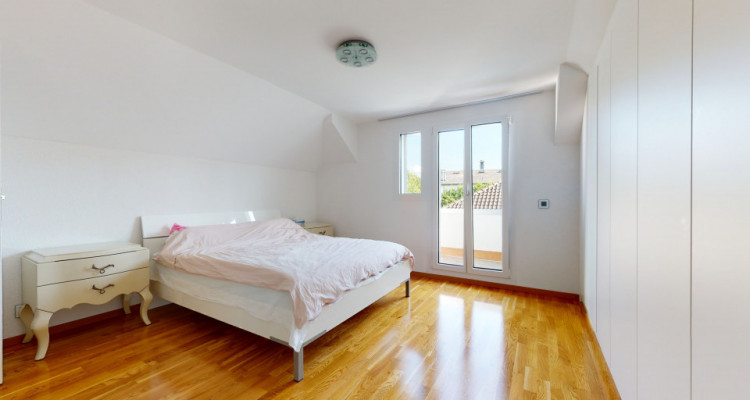 MAISON INDIVIDUELLE AVEC APPARTEMENT INDEPENDANT image 8