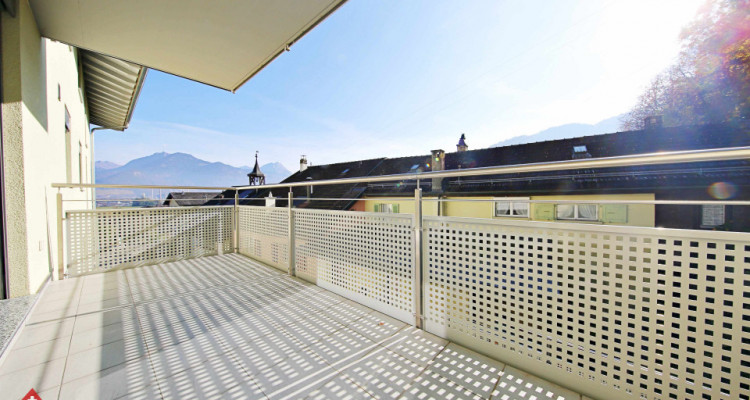 Superbe appartement 2.5 p / 1 chambre / SDB / Balcon  image 1