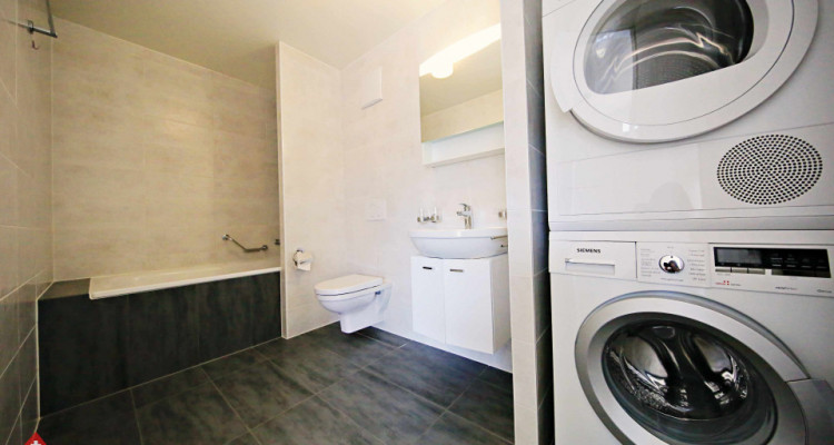 Superbe appartement 2.5 p / 1 chambre / SDB / Balcon  image 7