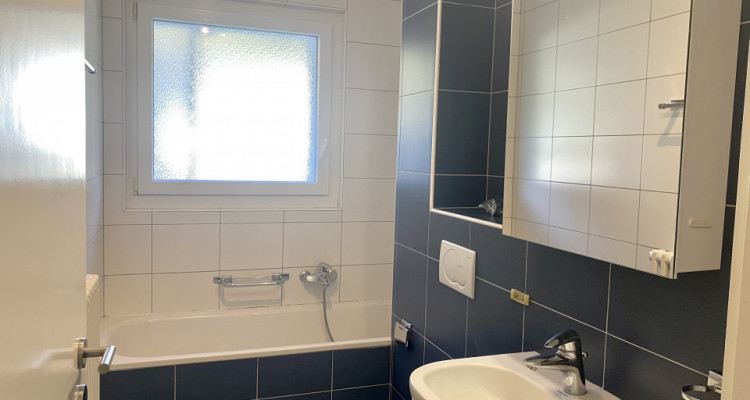 Avec balcon et vue lac image 5