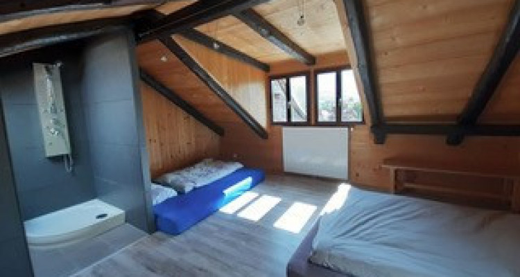 JOLIE MAISON-CHALET AU COEUR DU PÂQUIER  image 3