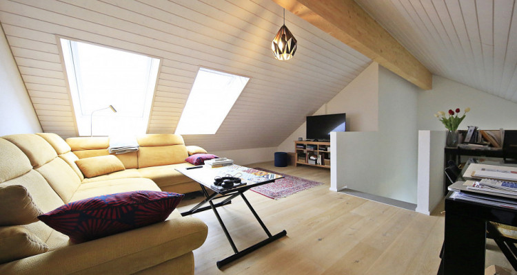 Magnifique duplex 3,5p + mezzanine // 2 chambres // 2 SDB // Balcon image 6