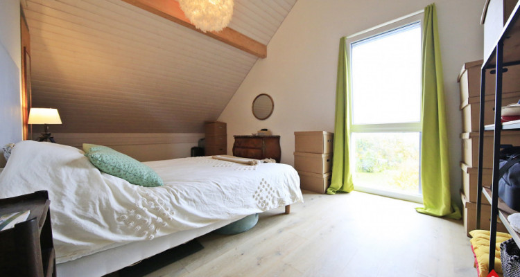 Magnifique duplex 3,5p + mezzanine // 2 chambres // 2 SDB // Balcon image 7