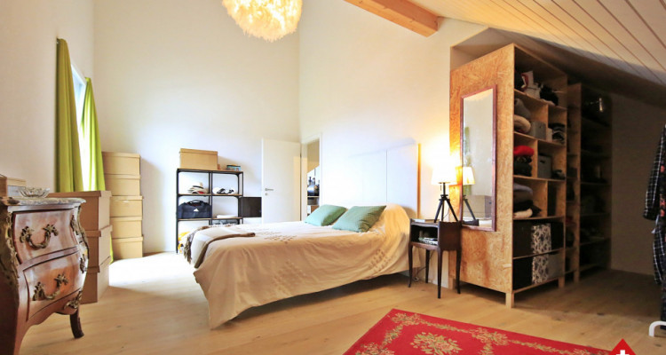 Magnifique duplex 3,5p + mezzanine // 2 chambres // 2 SDB // Balcon image 8