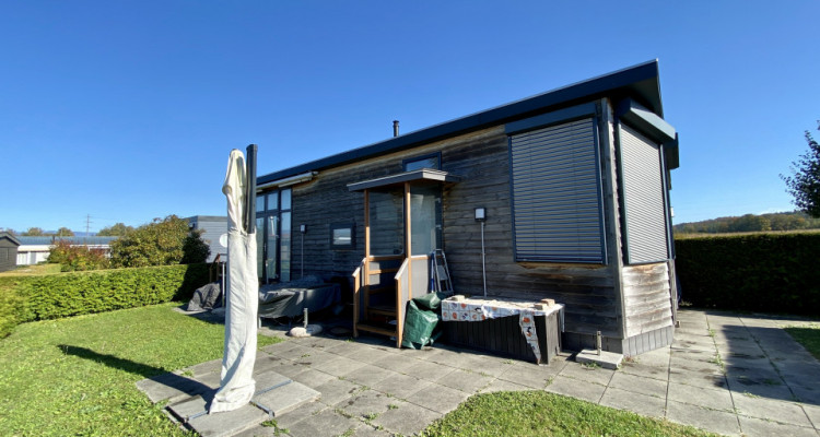 Mobilhome de 3,5 pièces tout confort clé en main image 1