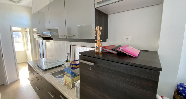 Mobilhome de 3,5 pièces tout confort clé en main image 2