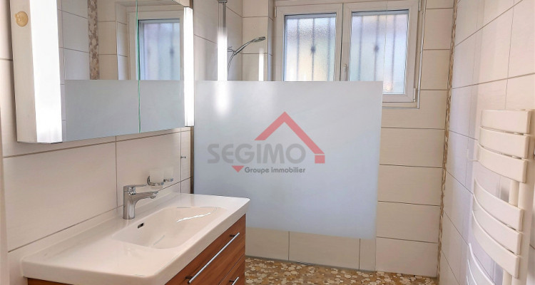 Estavayer-le-Lac (FR)  — Bel appartement de 4.5 p.  Accès direct sur jardin en bordure de ruisseau. image 5