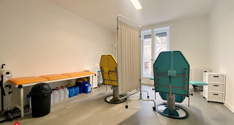 Magnifique local commercial au centre de Genève  image 1