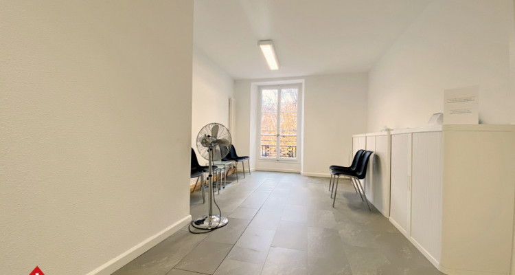 Magnifique local commercial au centre de Genève  image 4