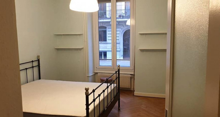 Chambre à louer aux Eaux-Vives. image 1