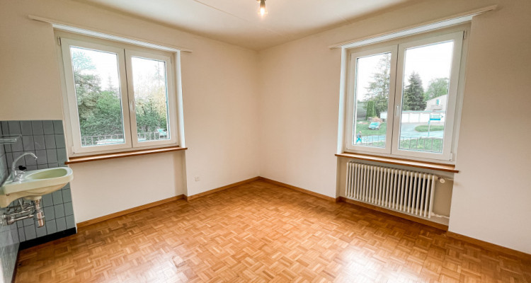grosszügige 6 Zimmer Wohnung image 7