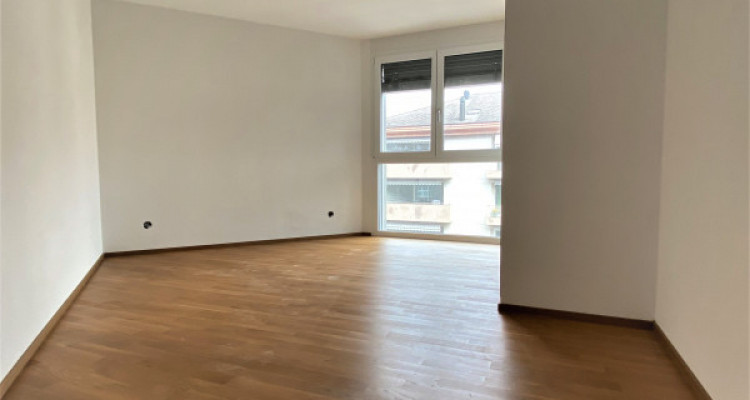 C-Service vous propose LE DERNIER appartement de 3,5 pièces au Molière image 3