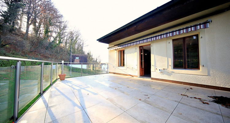 Magnifique appartement de 5.5 pièces / Calme / Lac image 1