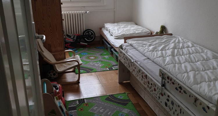 Joli 4 pièces situé à Chêne-Bourg avec balcon image 3