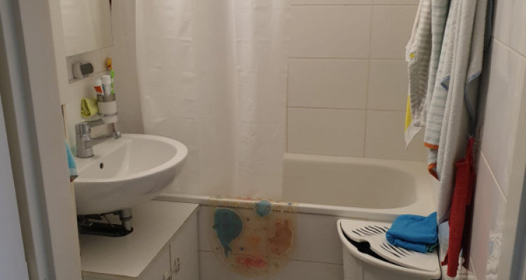 Joli 4 pièces situé à Chêne-Bourg avec balcon image 9