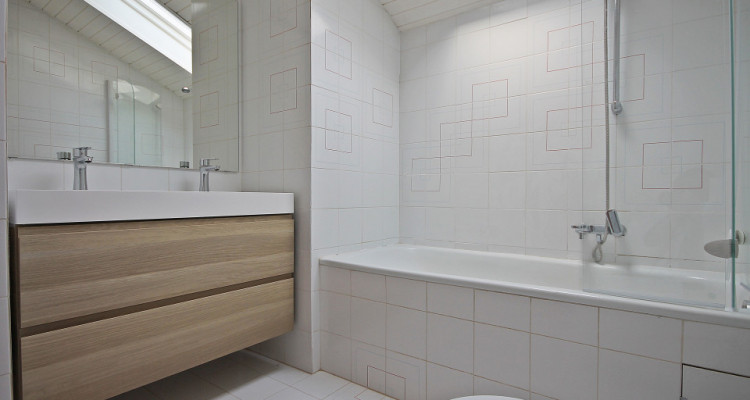 Magnifique villa 10p/ 5 chambres + appartement séparé/ jardin-piscine image 9