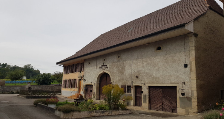 Ferme avec appartement de 5.5 pièces à proximité d’Estavayer-le-lac image 2