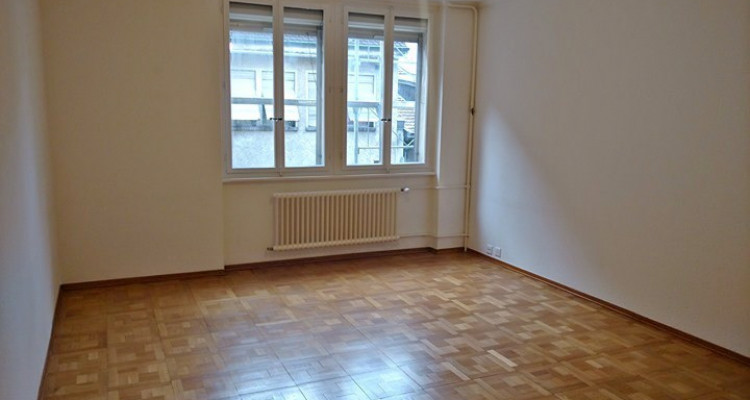 Appartement de 2 pièces situé à Bel-Air. image 3