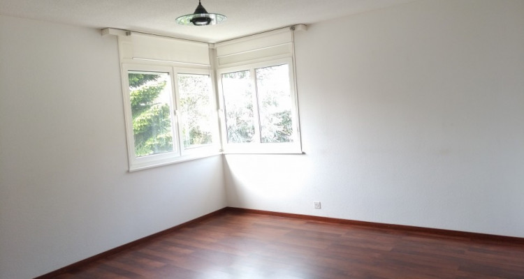 Calme et lumineux appartement de 4,5 pièces à Brétigny-sur-Morrens image 1