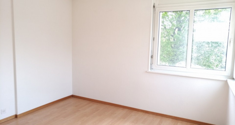 Calme et lumineux appartement de 4,5 pièces à Brétigny-sur-Morrens image 2