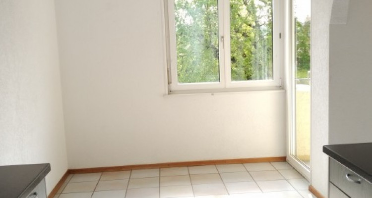 Calme et lumineux appartement de 4,5 pièces à Brétigny-sur-Morrens image 3