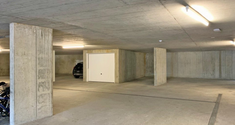 HOME SERVICE vous propose un garage-box en sous-sol. image 3