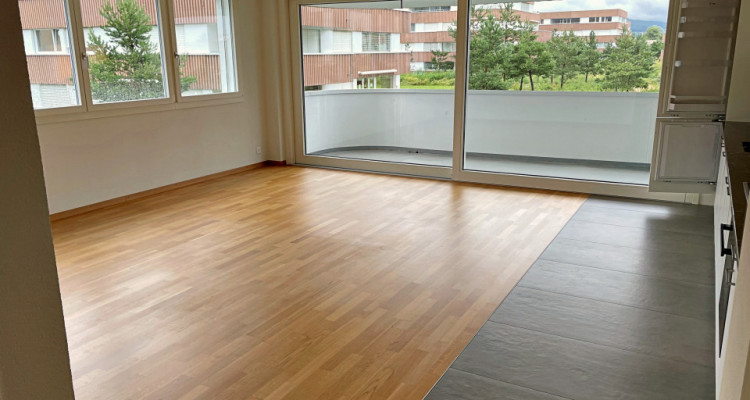 Magnifique appartement de 3.5 pièces/ Calme image 3