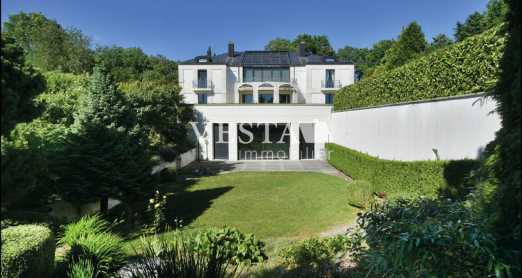 EXCLUSIVITY | Property on the golf course of Lausanne image 2