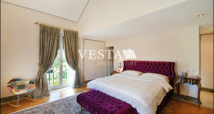 EXCLUSIVITY | Property on the golf course of Lausanne image 11