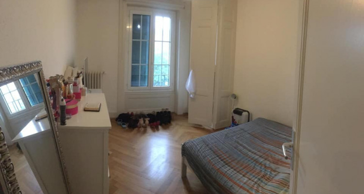 Appartement de 3 pièces situé à Carouge. image 3