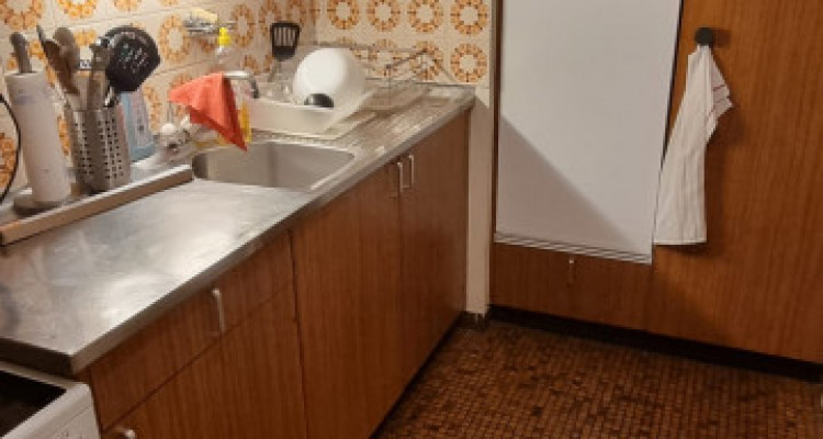 Magnifique appartement 4 pièces,Rue Chabrey  Proche des commerces et des commodités. image 7