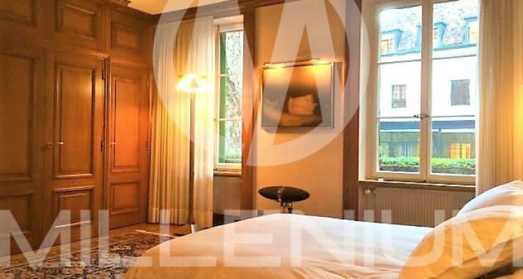 Magnifique appartement de 2,5 P au coeur de la vieille ville de Genève. image 4