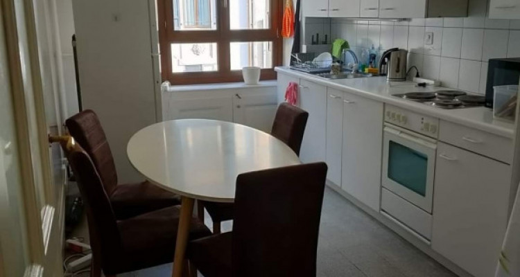 Magnifique appartement 4 pièces Eaux-Vives Rue Cherbuliez  Proche des commerces et des commodités. image 6