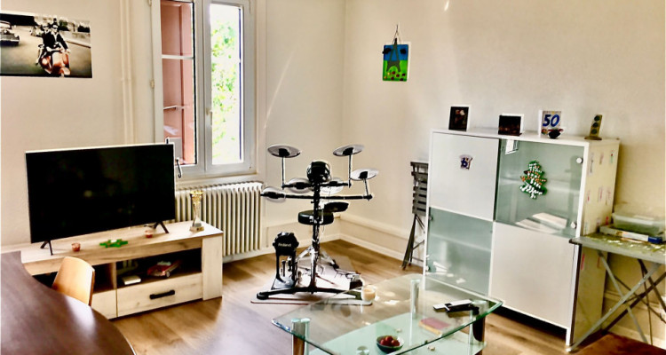 Bel appartement 3 pièces à Cernier image 1