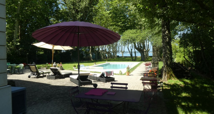 Magnifique propriété au bord du lac à Genève image 10